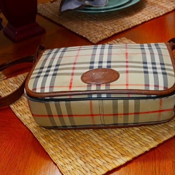 Burberry Vintage Haymarket Canvas and Leather Trimmed Brown Crossbody Make Offer - Picture 5 of 16